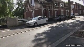 A Hénin-Beaumont avec Pauline, 19ans! / Hénin-Beaumont : son frère rêve de voir sa sœur se faire enculer et donc laccompagne !