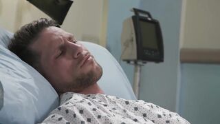 Gracie Jane A Transsexual Nurse Sucks Patient's Dick Before Anal Serve