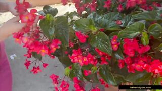Penelope 19 YO Vendeuse Cosmétiques a Paris Fucks On JacquieEtMichelTV