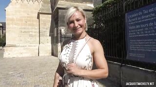 Kim Cat A French MILF Shows Her Mature Sex Skills In JacquieEtMichelTV