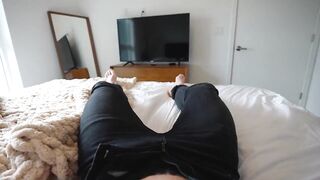 Onlyfans Brunette Stepsis Catches Him Watching Anal Porn & Offers Hers