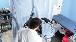 Mia The Embarrassed Patient Experiencing Multiple Orgasms For Her Exam