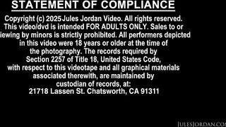 New Hailey Rose Big Natural 32G Oiled Double Team Fuck Session