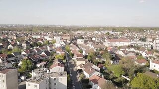 NEW JacquieEtMichelTV - Julia - Loves to be watched