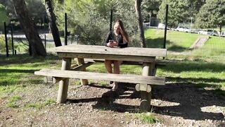 NEW JacquieEtMichelTV Lily, 23, totally lets go! - 19-10-25