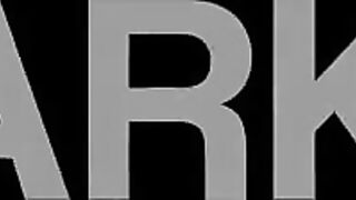 New Cubbi Thompson Busty Gets Slayeeeddd