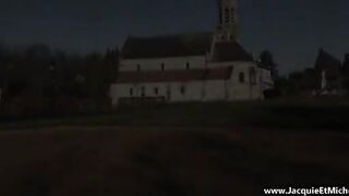 Pudique, on va forcer cette rouquine de Amiens à se décoincer ! / Sydney, la bombe incendiaire